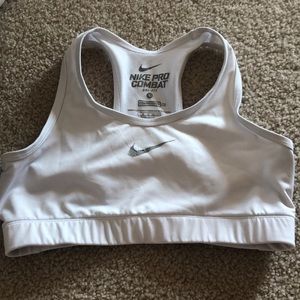 white nike sports bra